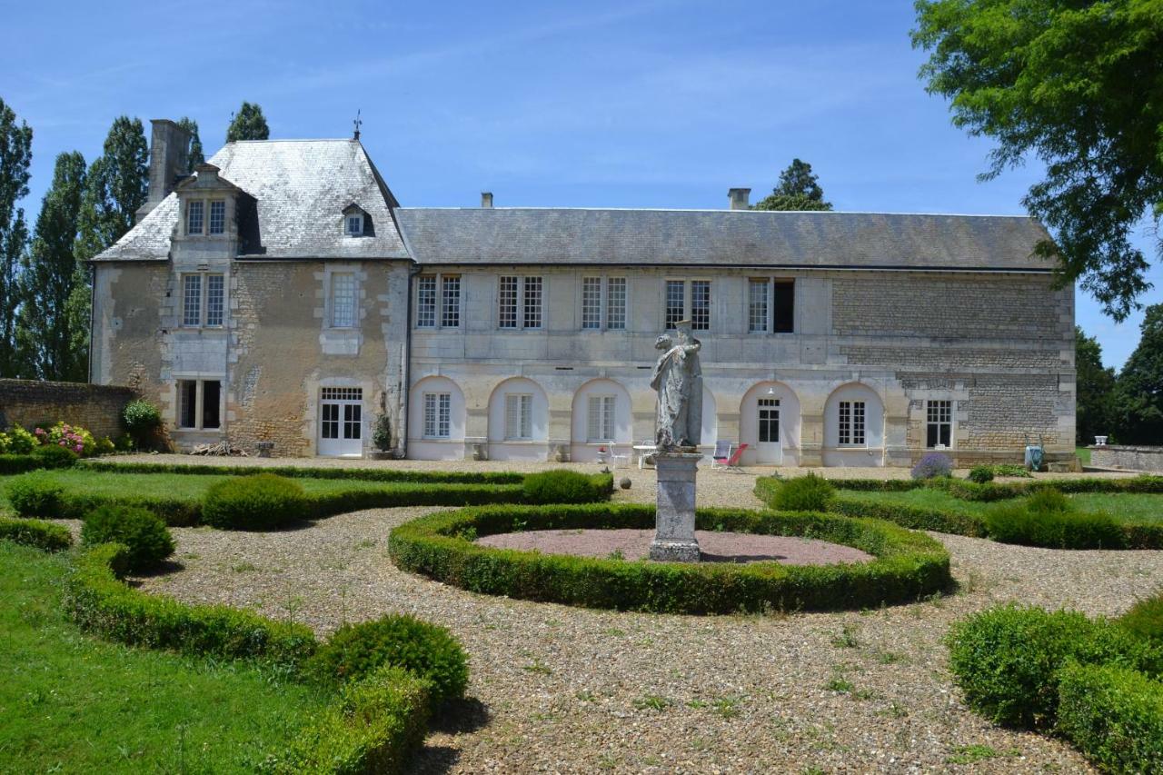 LOGIS du Château du Bois Doucet Bignoux Extérieur photo